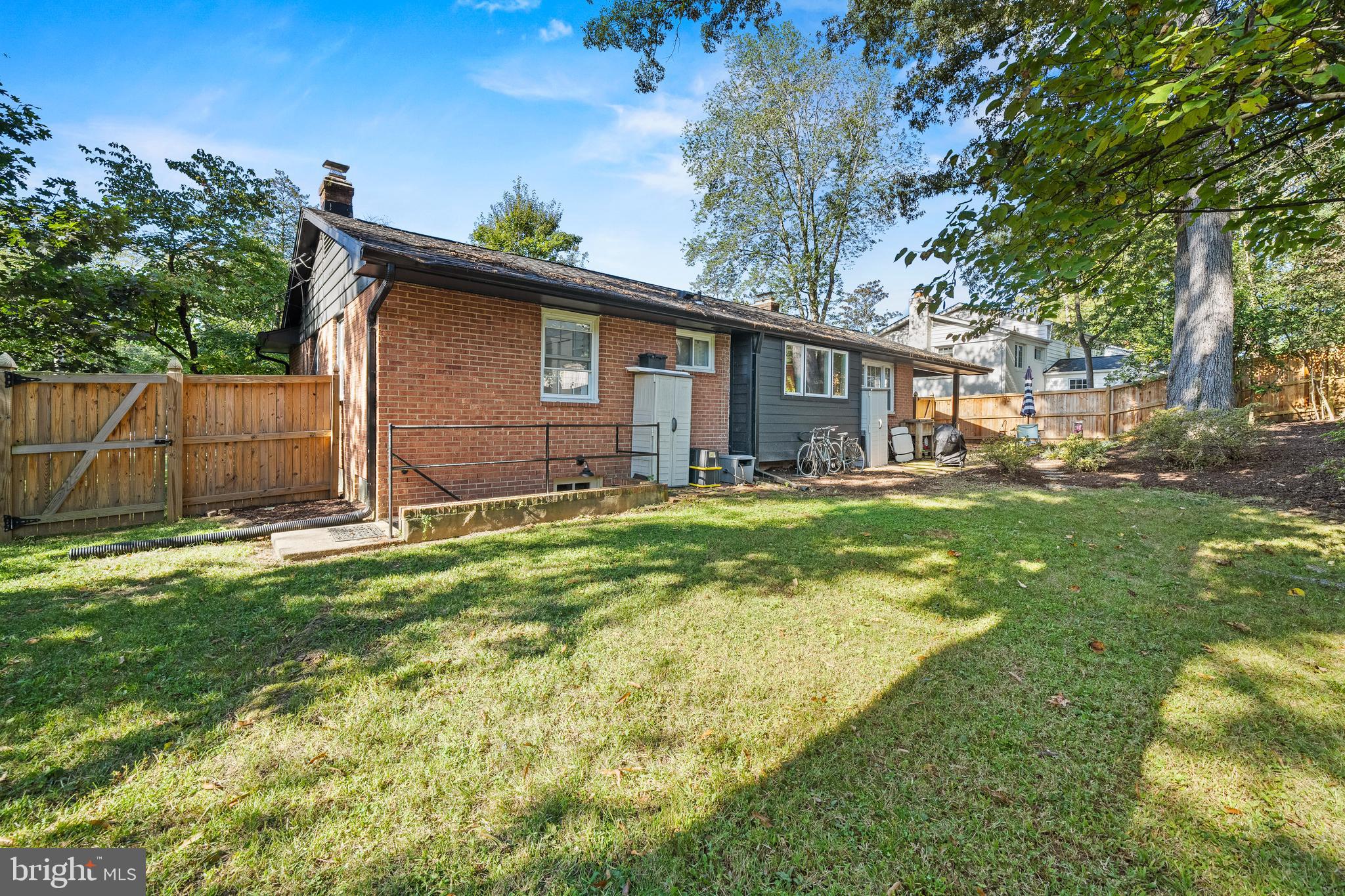 8705 STOCKTON PARKWAY