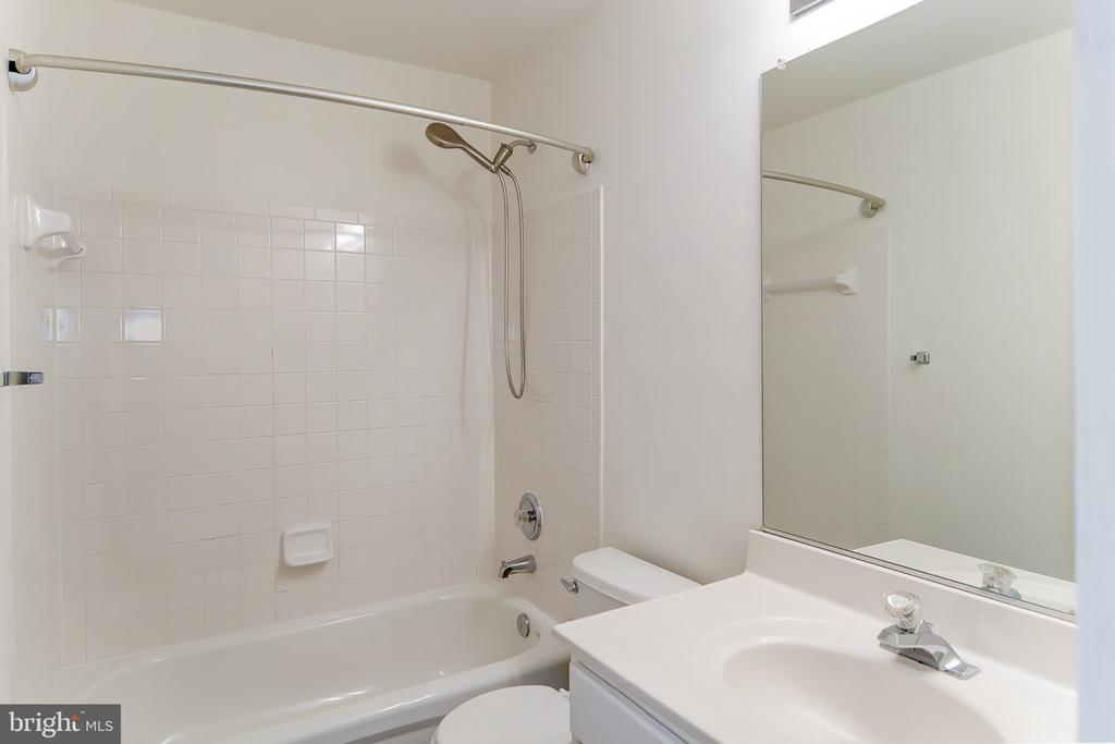 20717 WATERFALL BRANCH TERRACE
