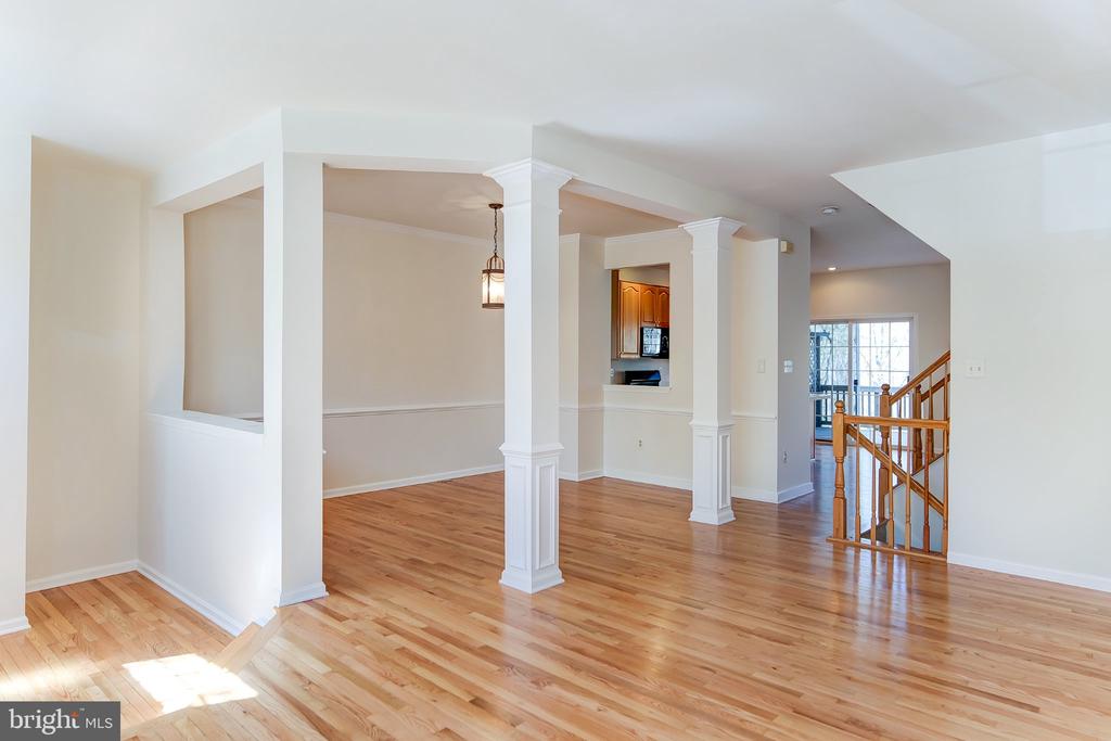 20717 WATERFALL BRANCH TERRACE