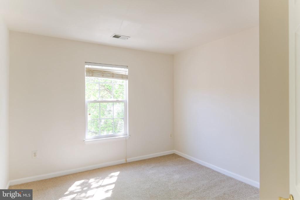 20717 WATERFALL BRANCH TERRACE