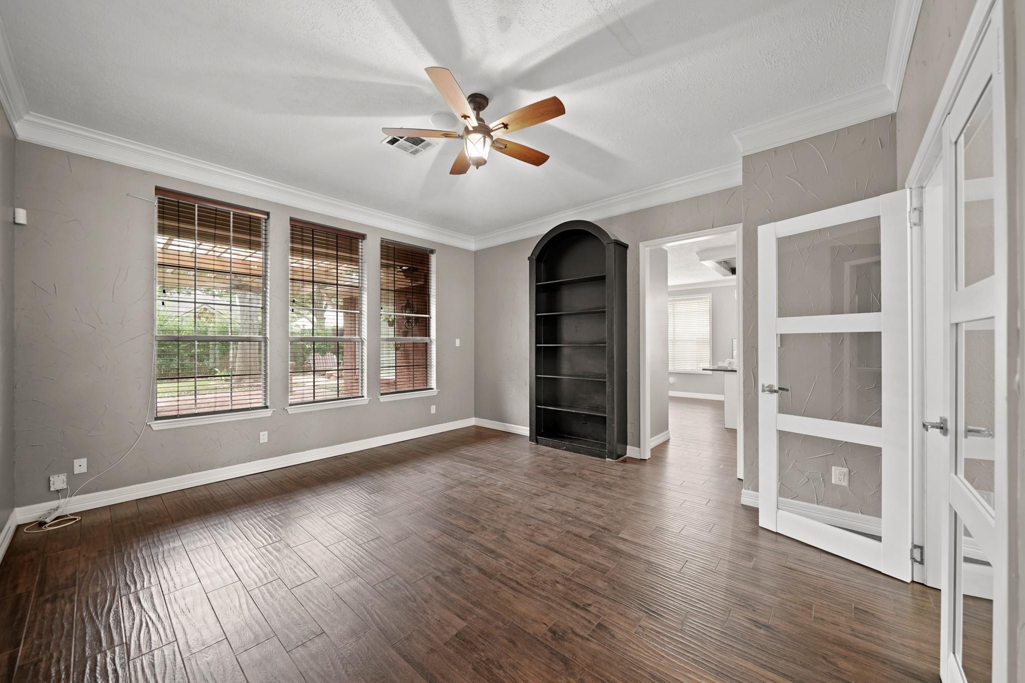 1207 Wildewood Court
