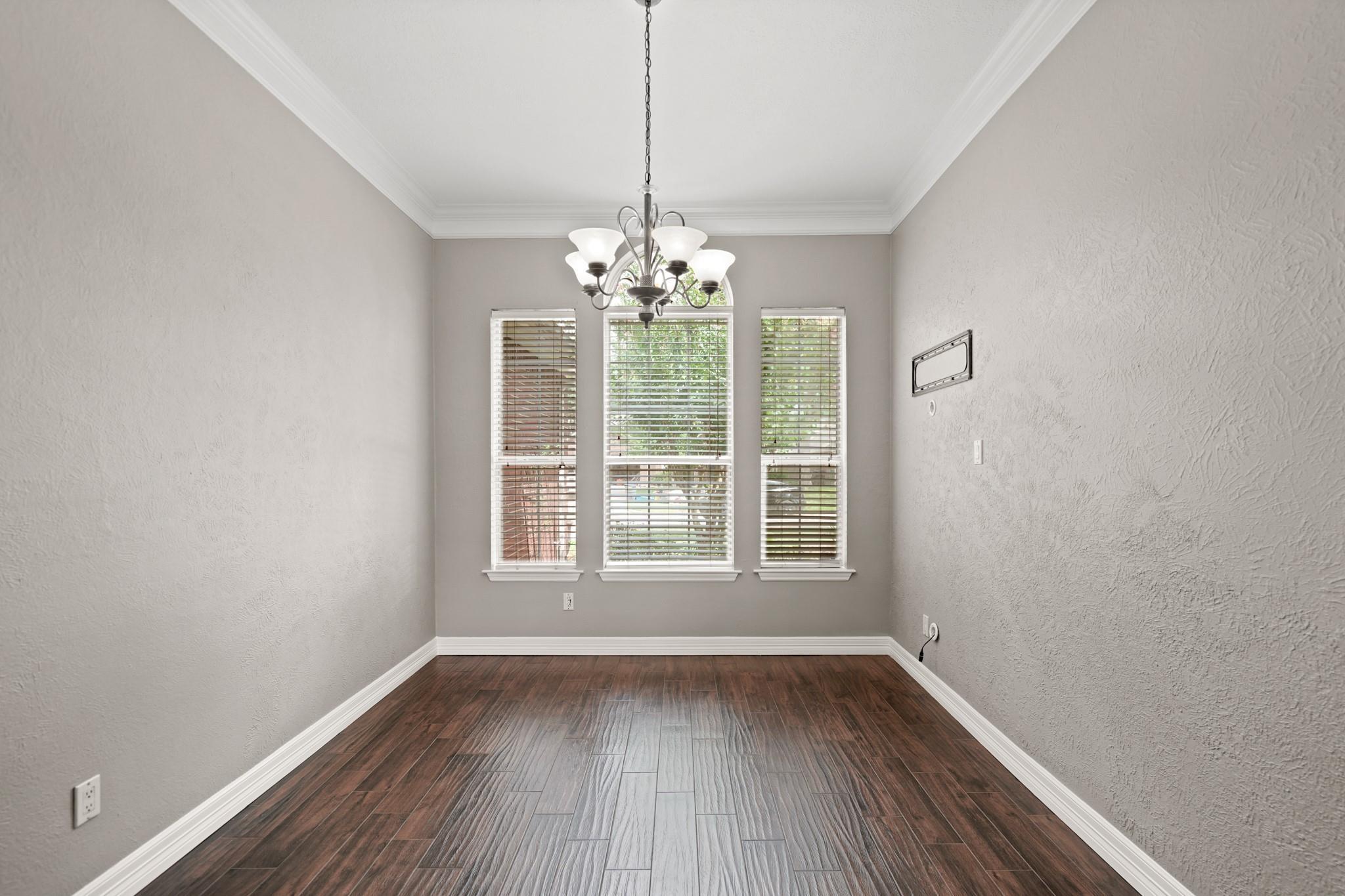 1207 Wildewood Court