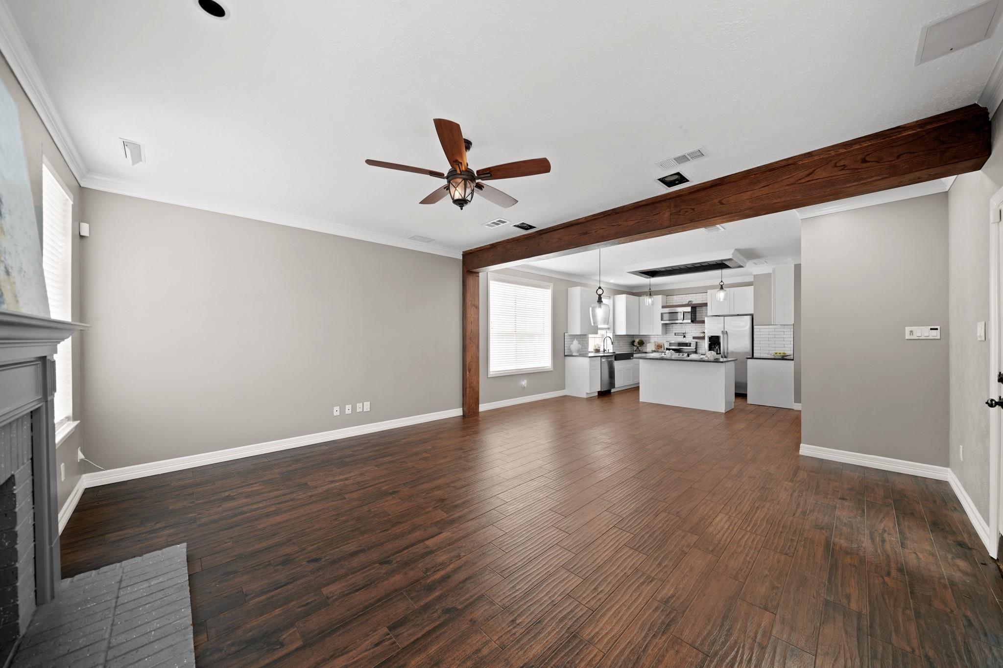 1207 Wildewood Court
