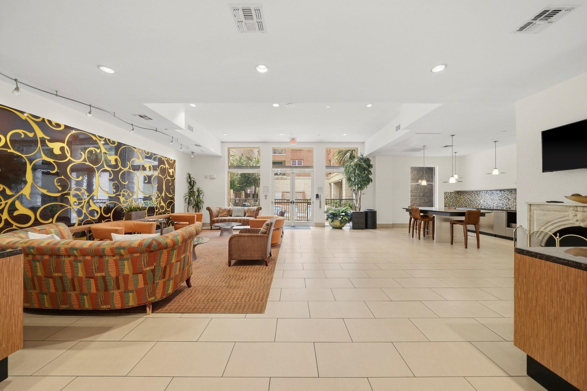 300 St Joseph Parkway # 302