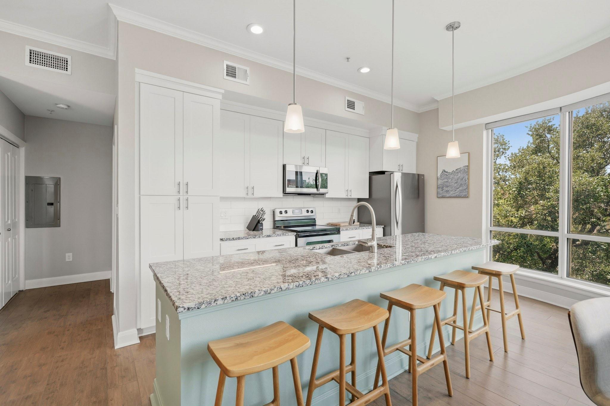 300 St Joseph Parkway # 302