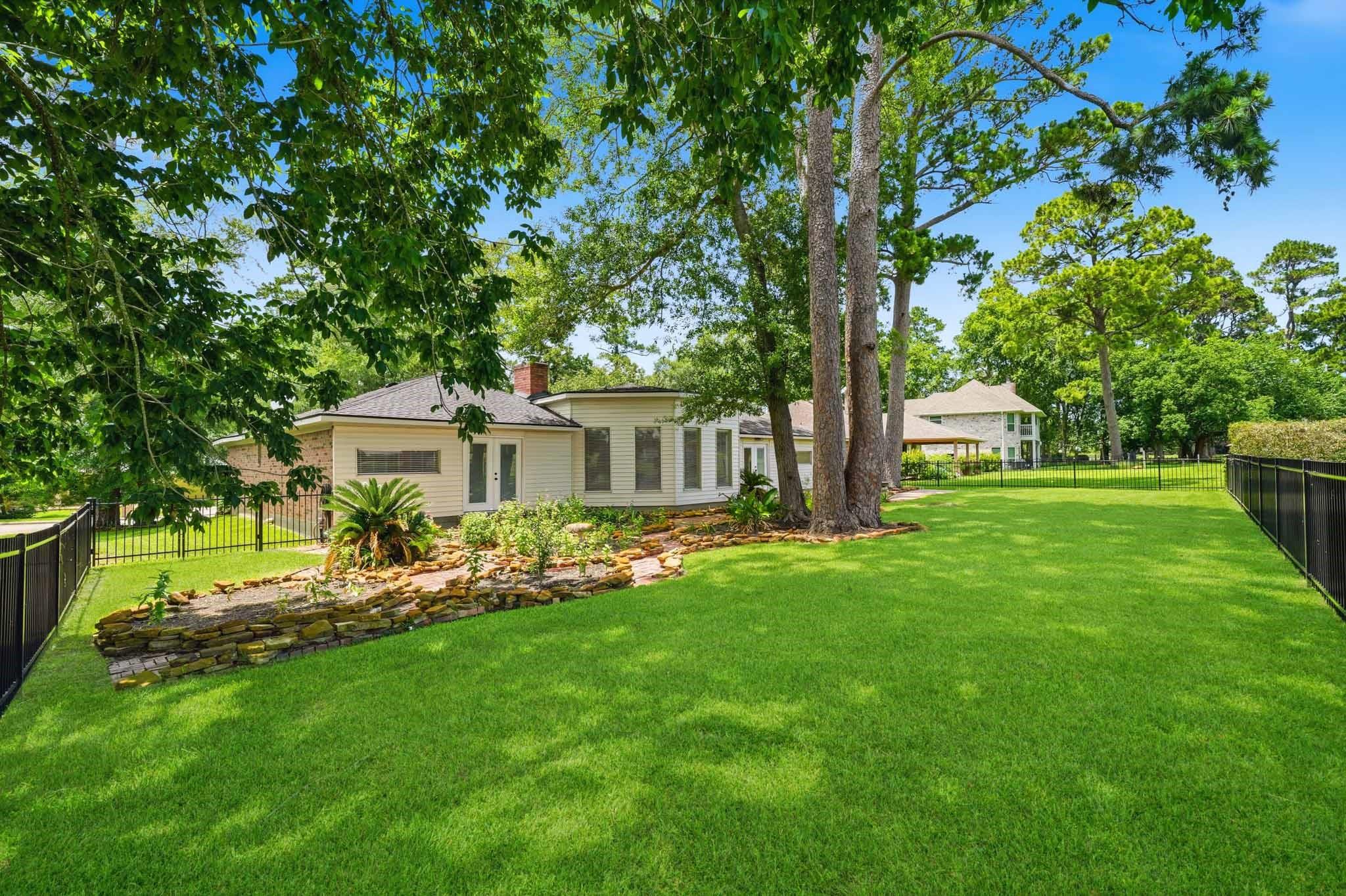 79 Summers Wind Street
