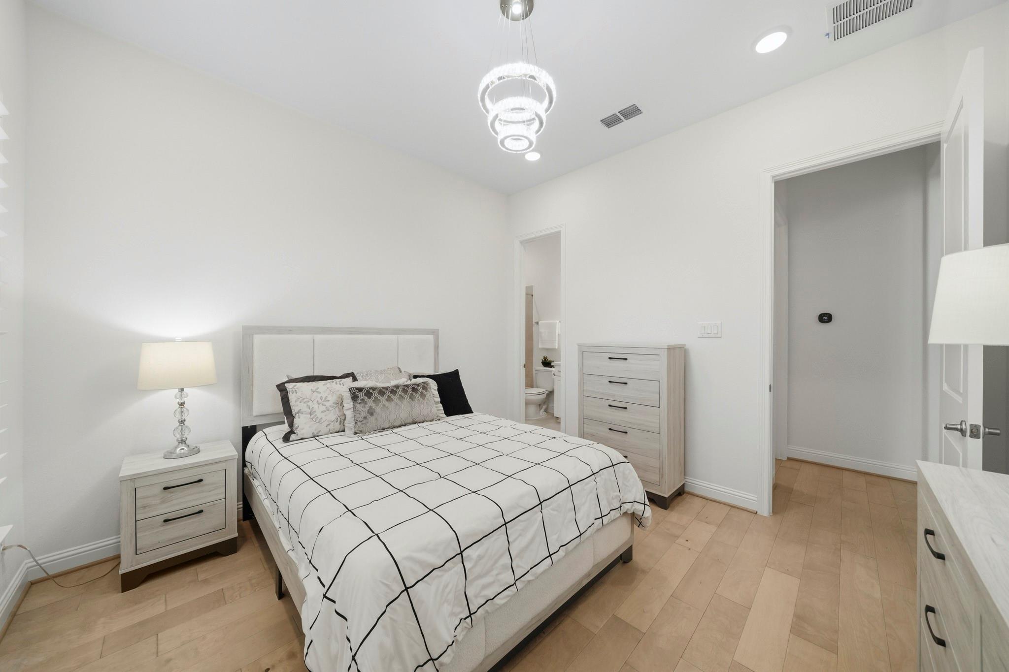 2407 Wooded Park Drive