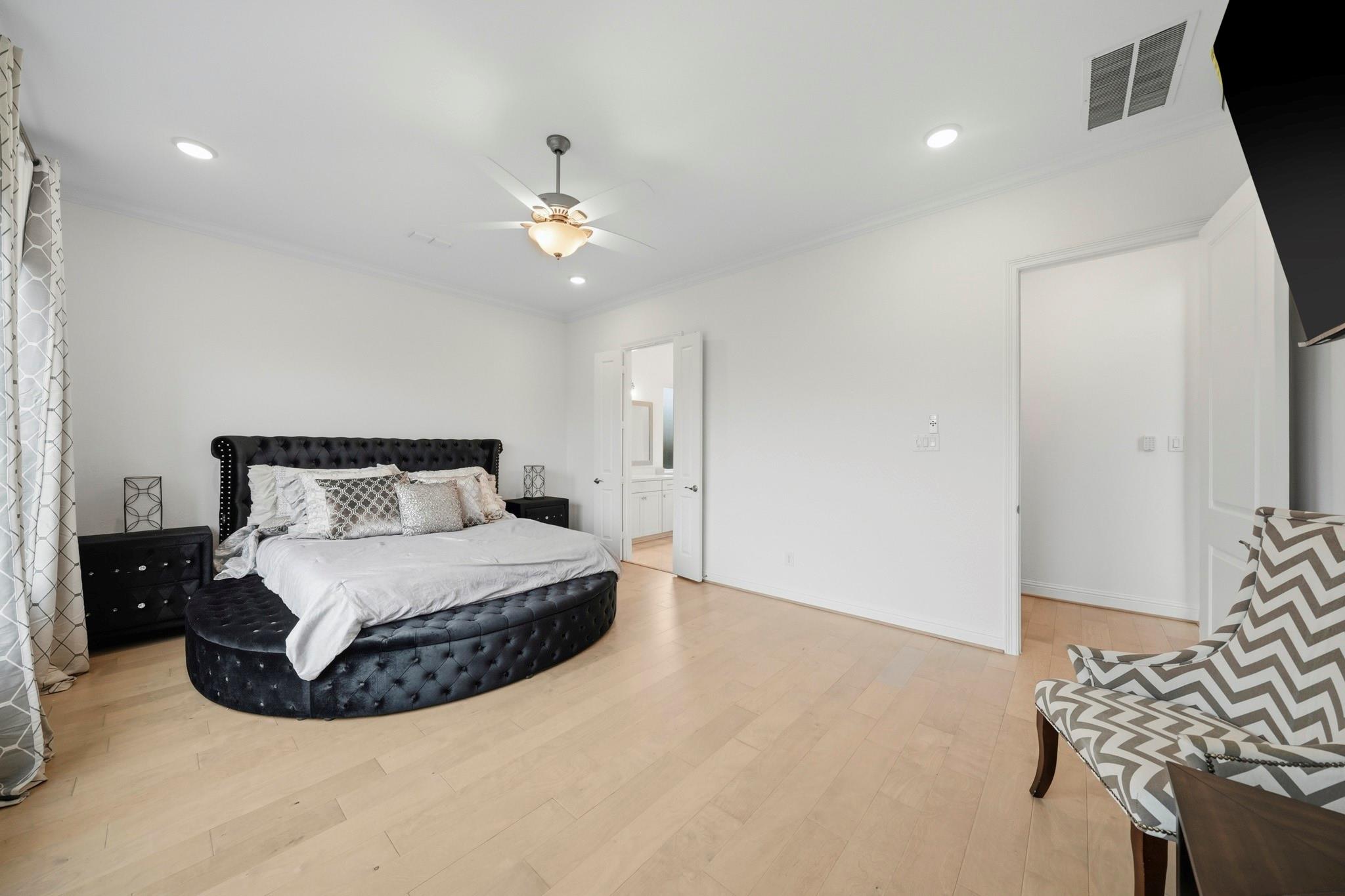 2407 Wooded Park Drive