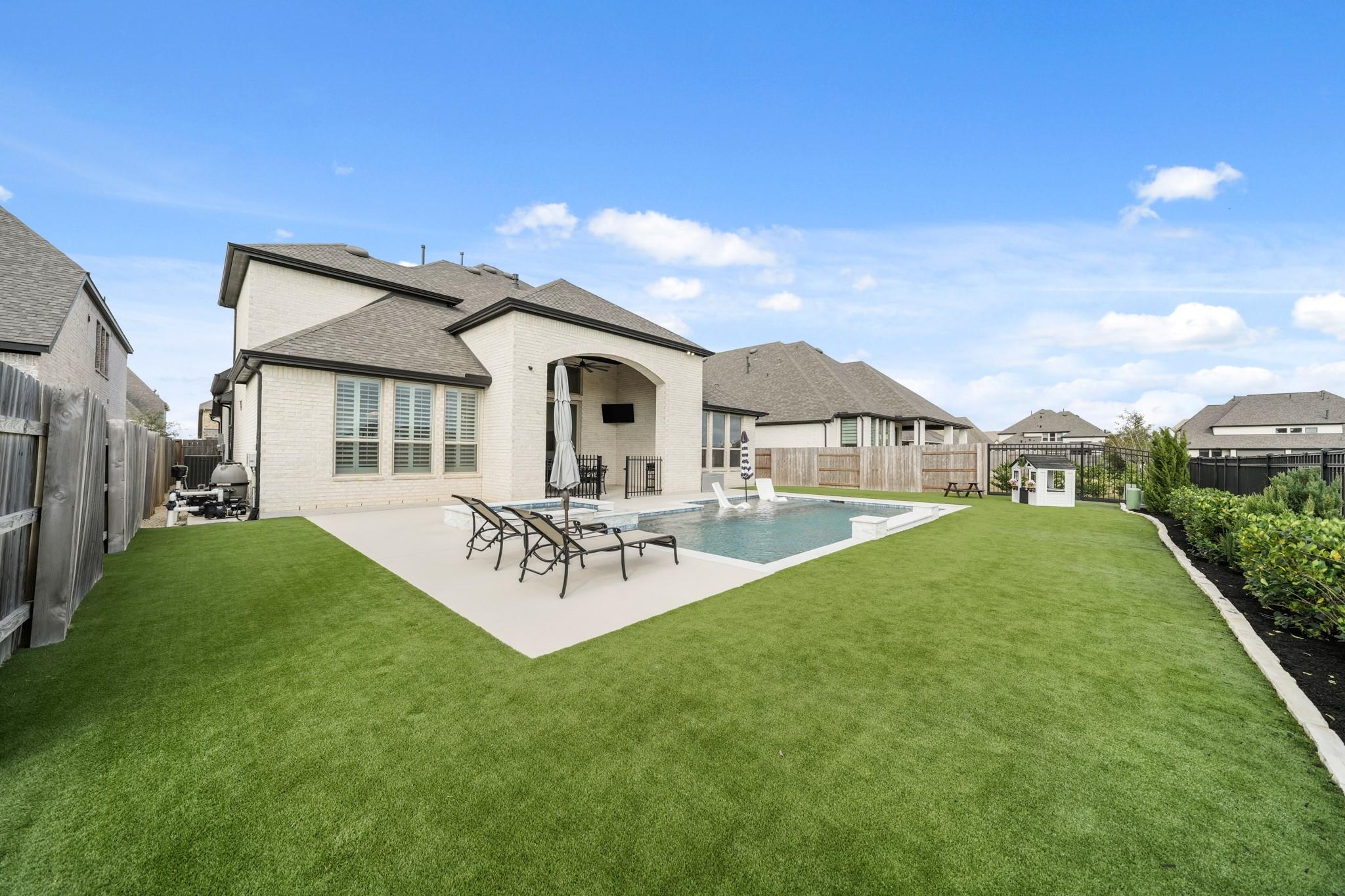 24715 Beebalm Trail