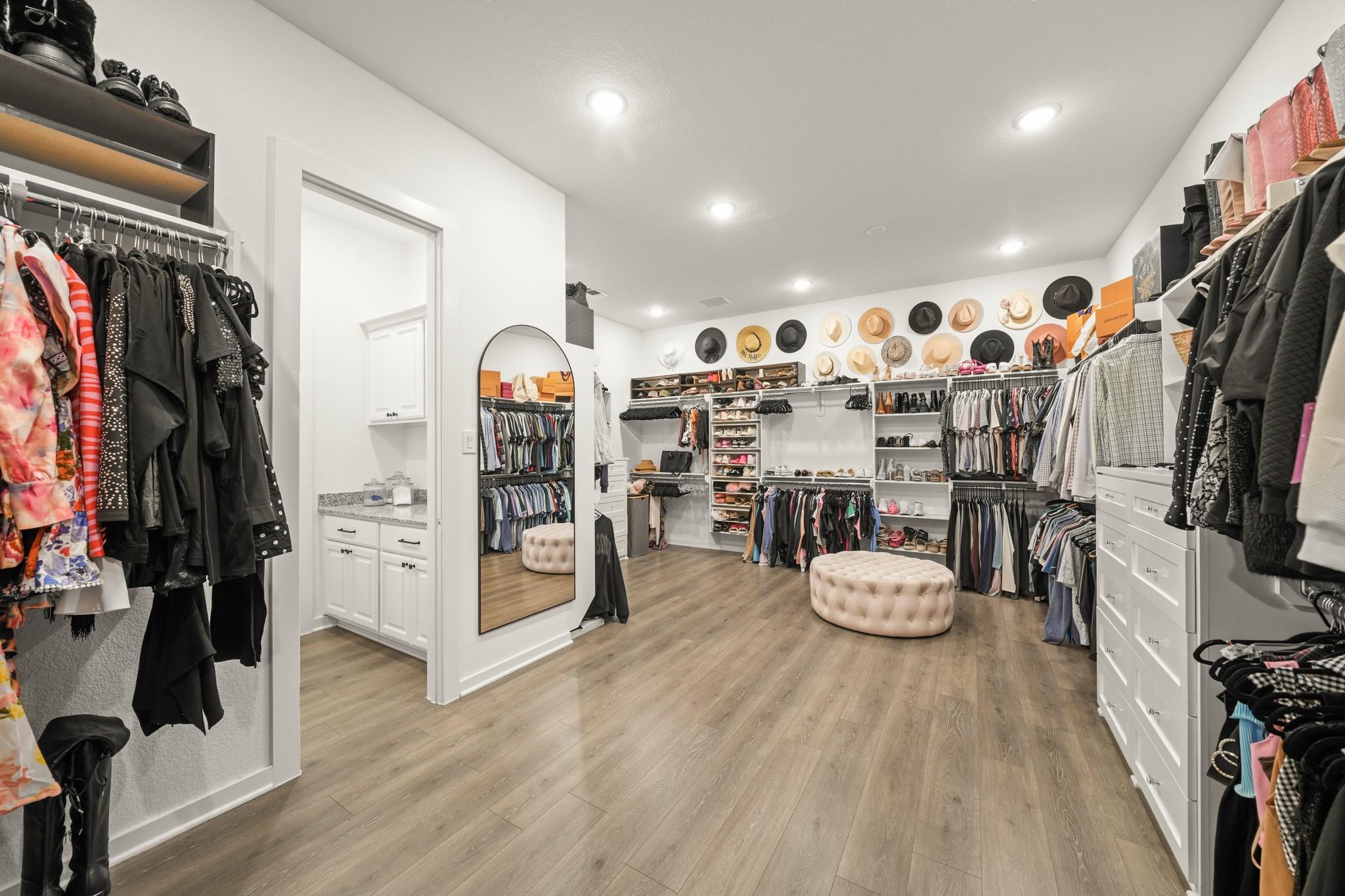 24715 Beebalm Trail
