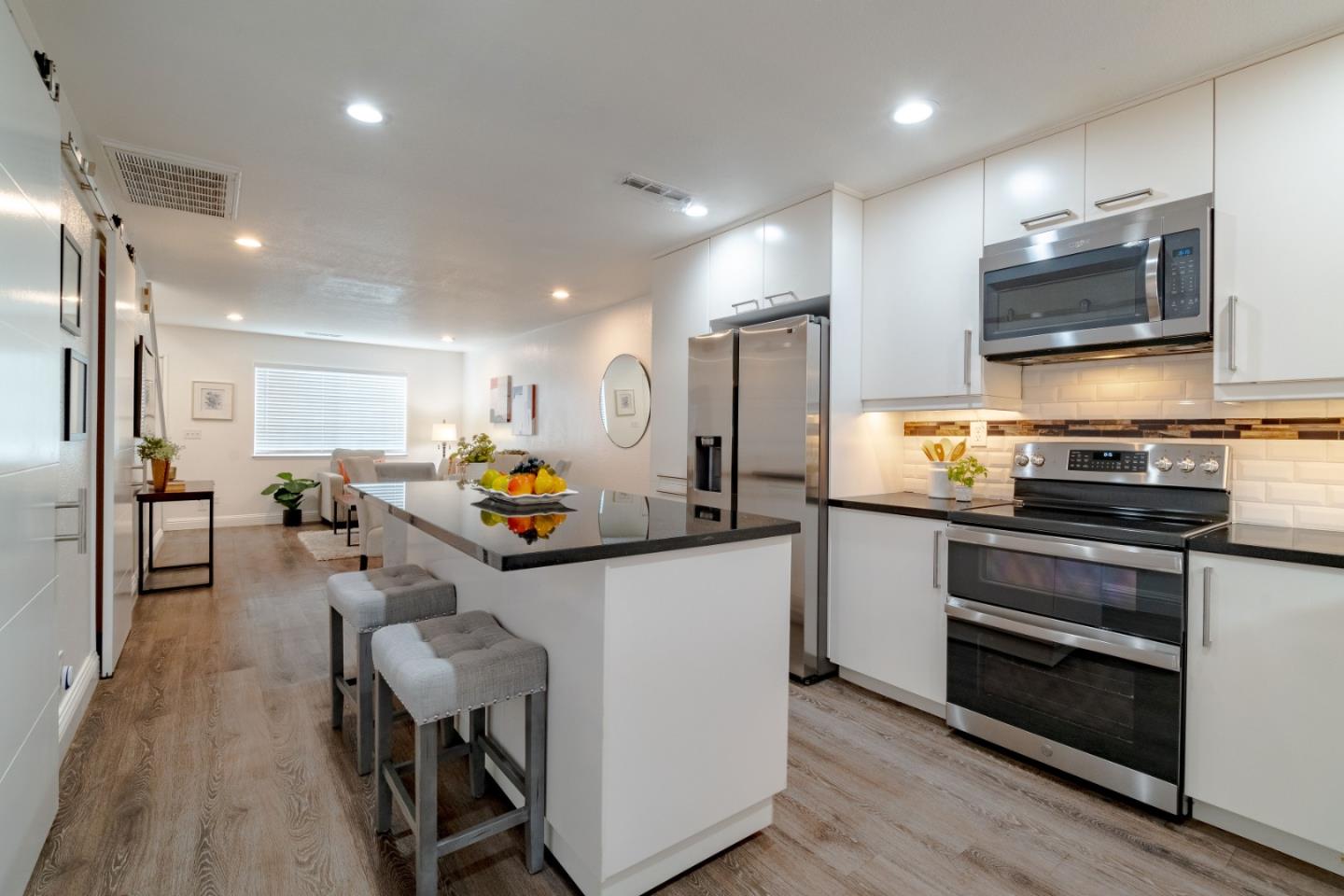 1687 Los Suenos Avenue