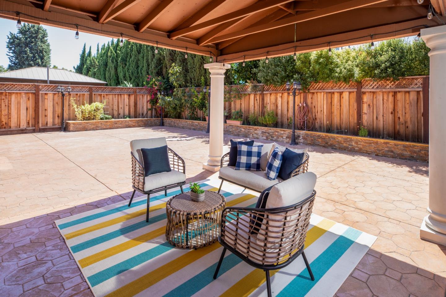 4339 Vistapark DR
