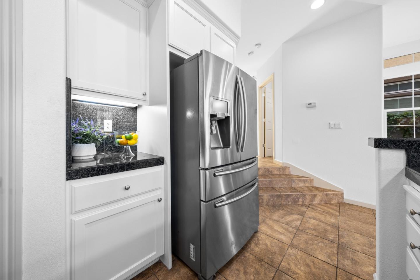 231 Azevedo CIR