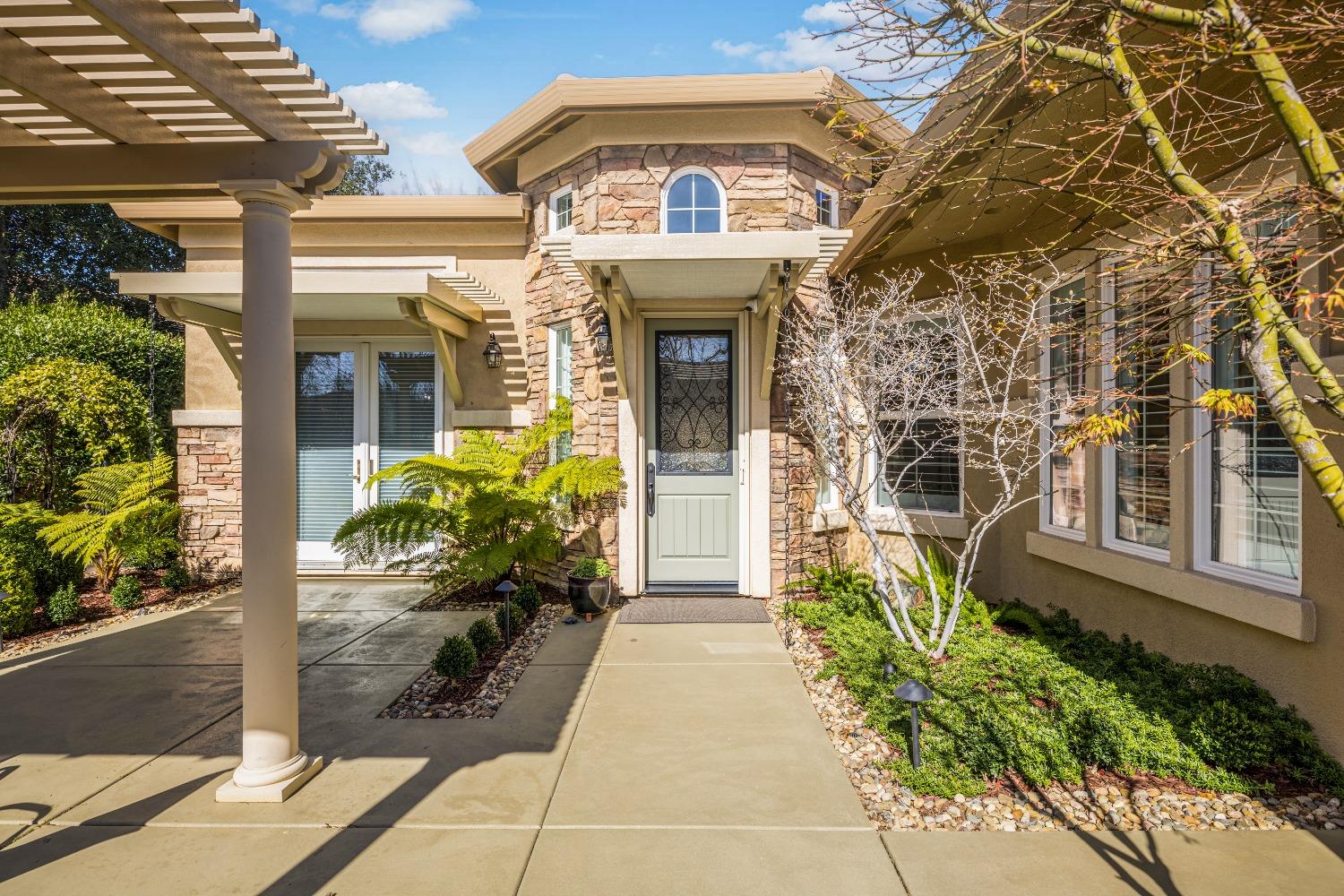 6058 Southerness Drive