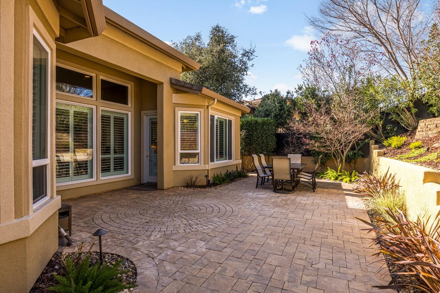 6058 Southerness Drive