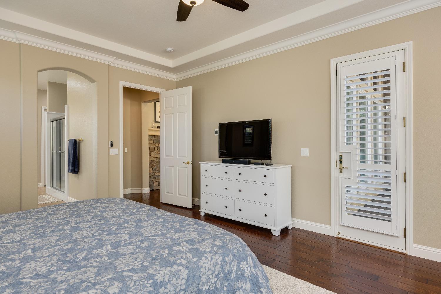 6058 Southerness Drive