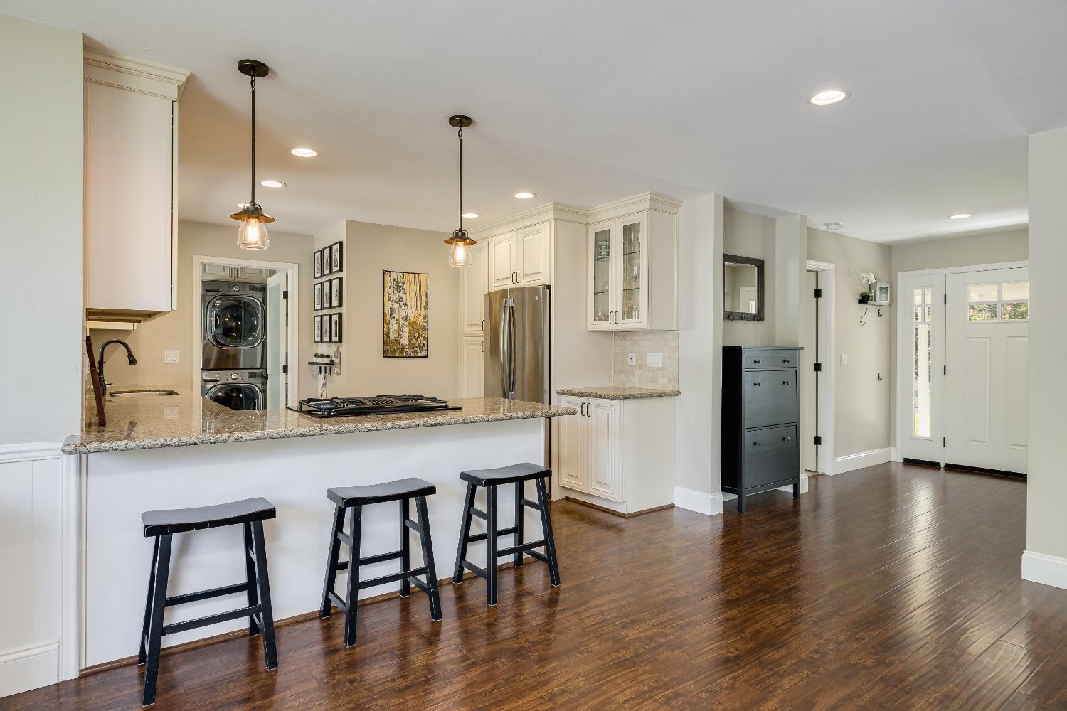 9845 Valley Pines Drive