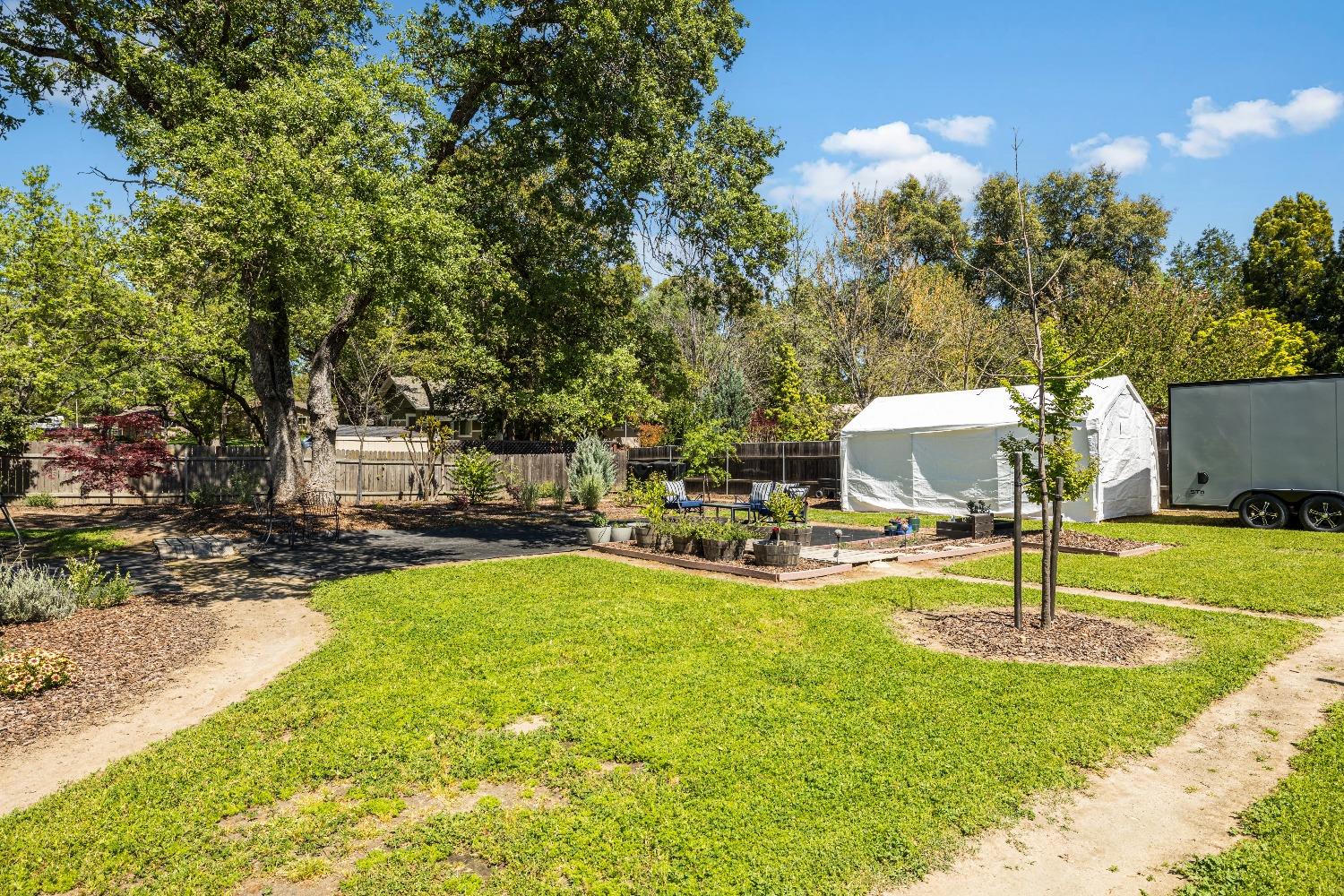 9845 Valley Pines Drive