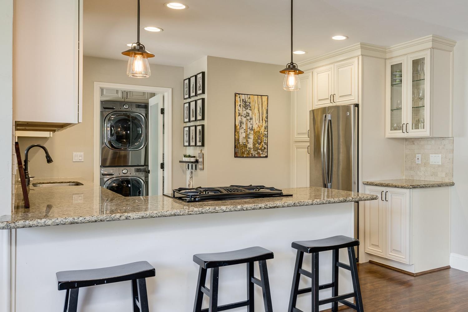 9845 Valley Pines Drive