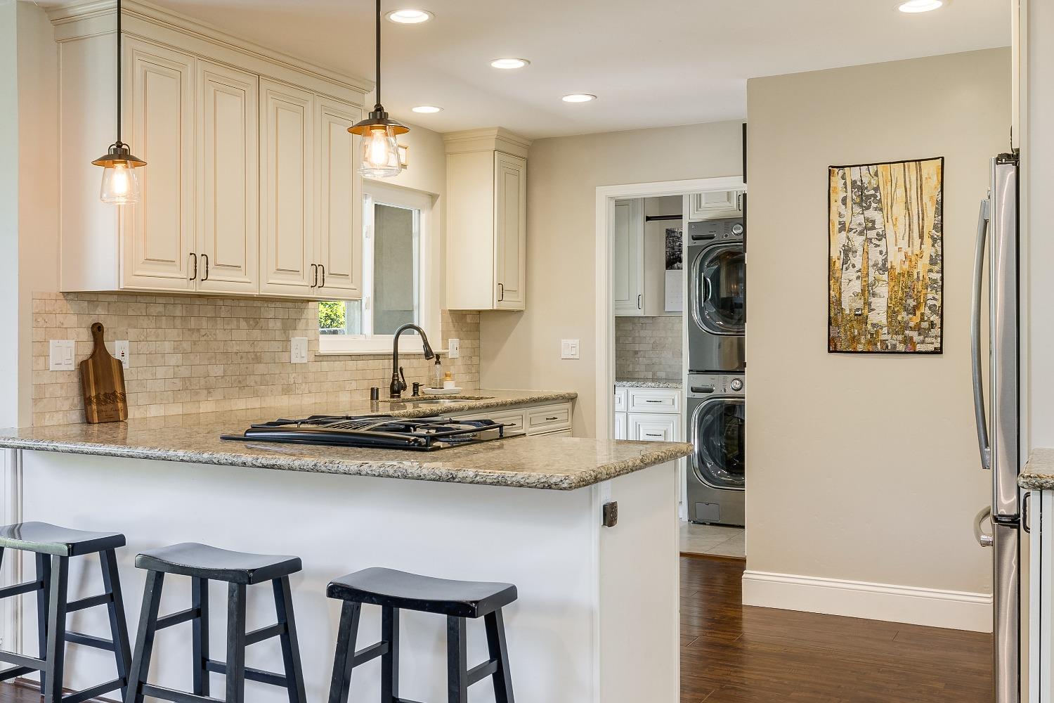 9845 Valley Pines Drive