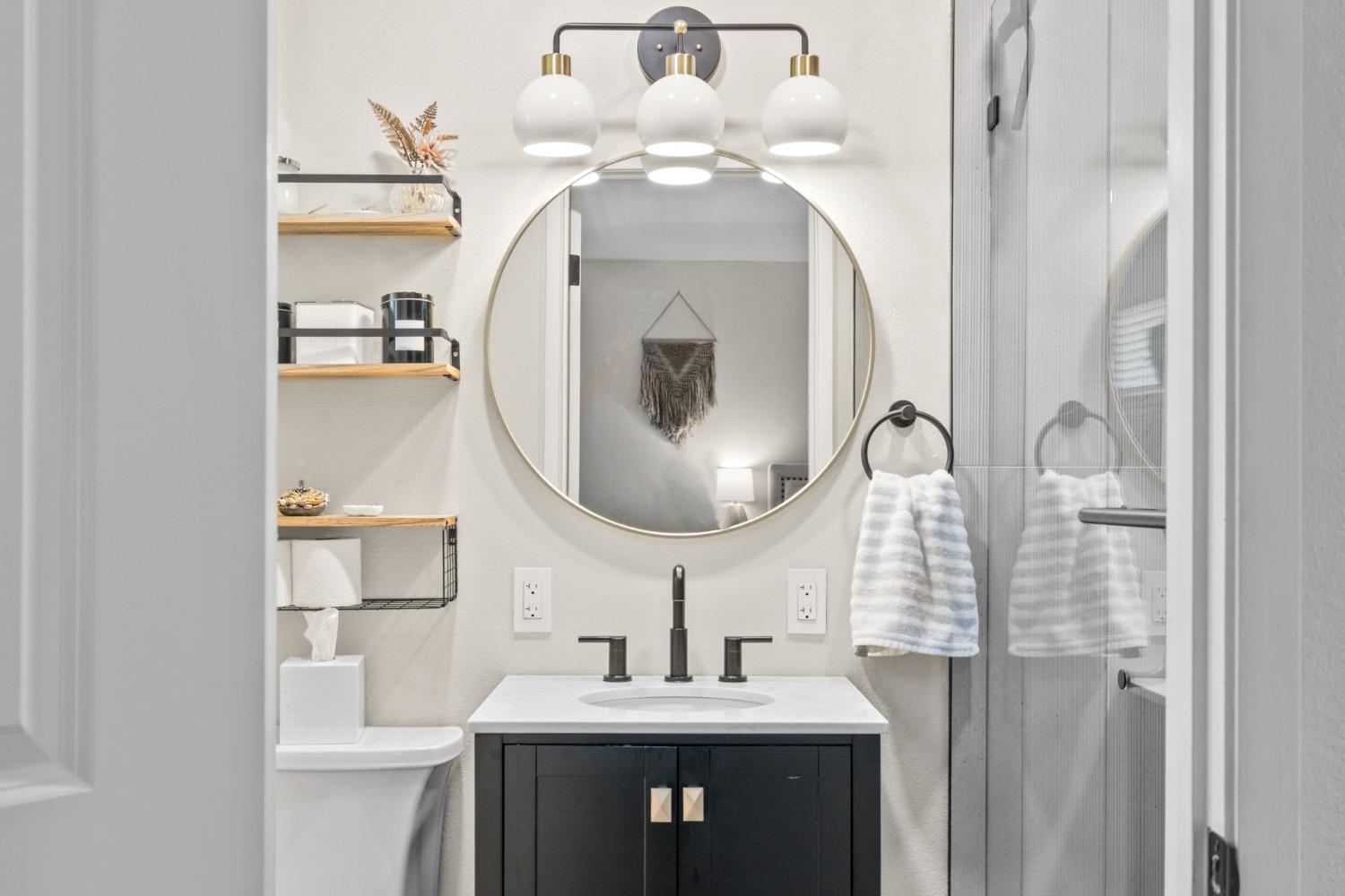 4525 Longhorn Street