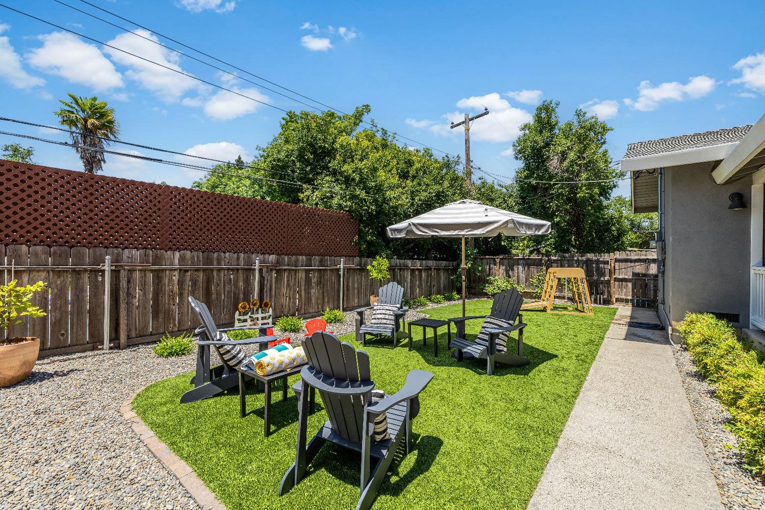 4525 Longhorn Street