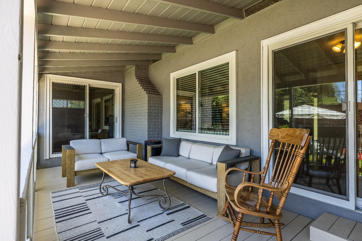 4525 Longhorn Street