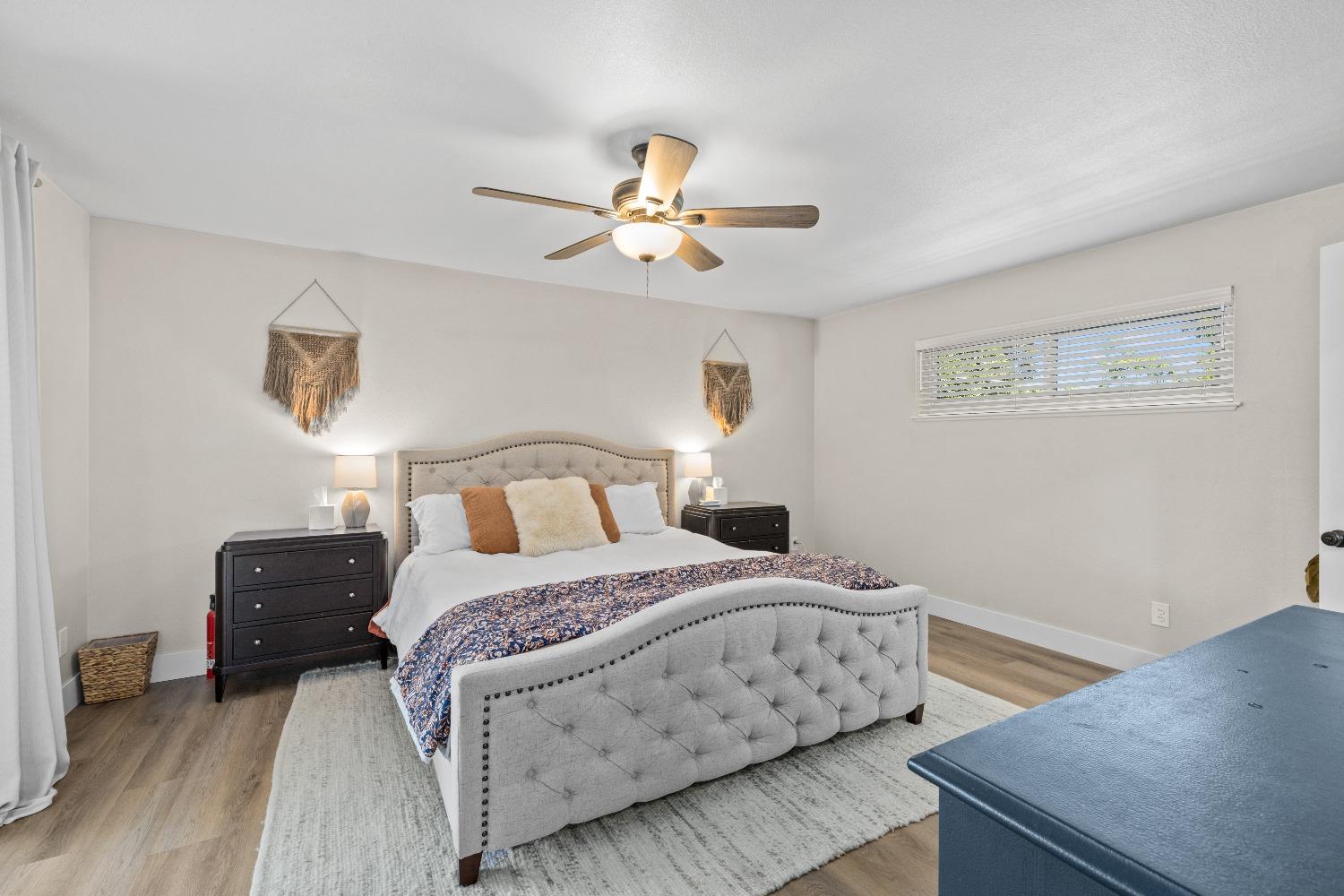 4525 Longhorn Street