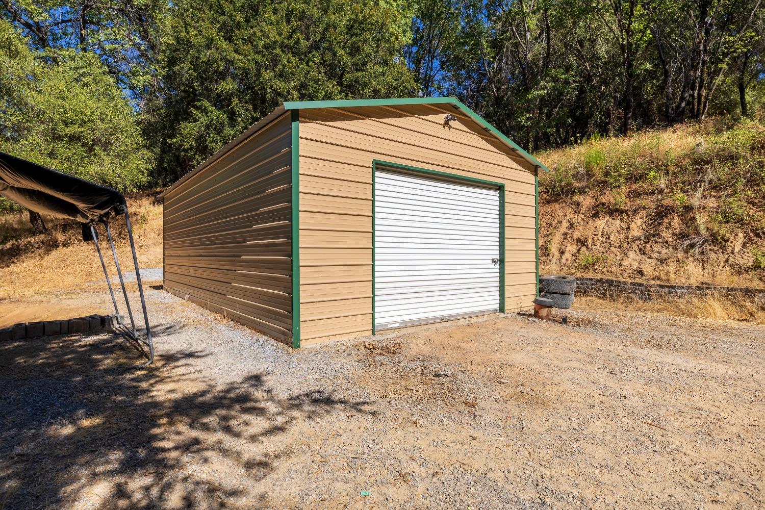 7721 Silent Path Road