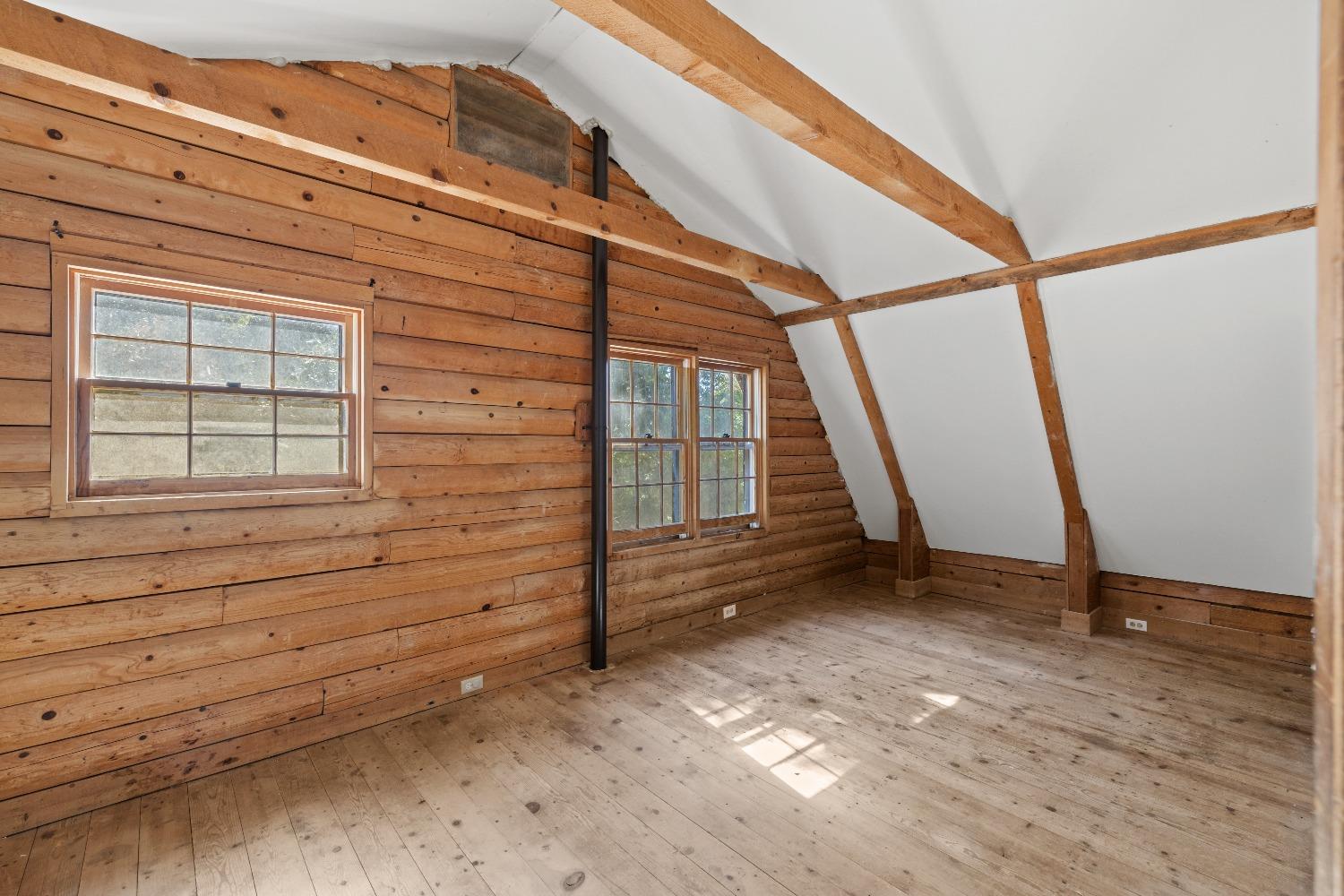 7721 Silent Path Road