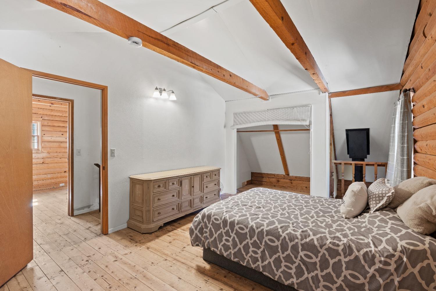 7721 Silent Path Road