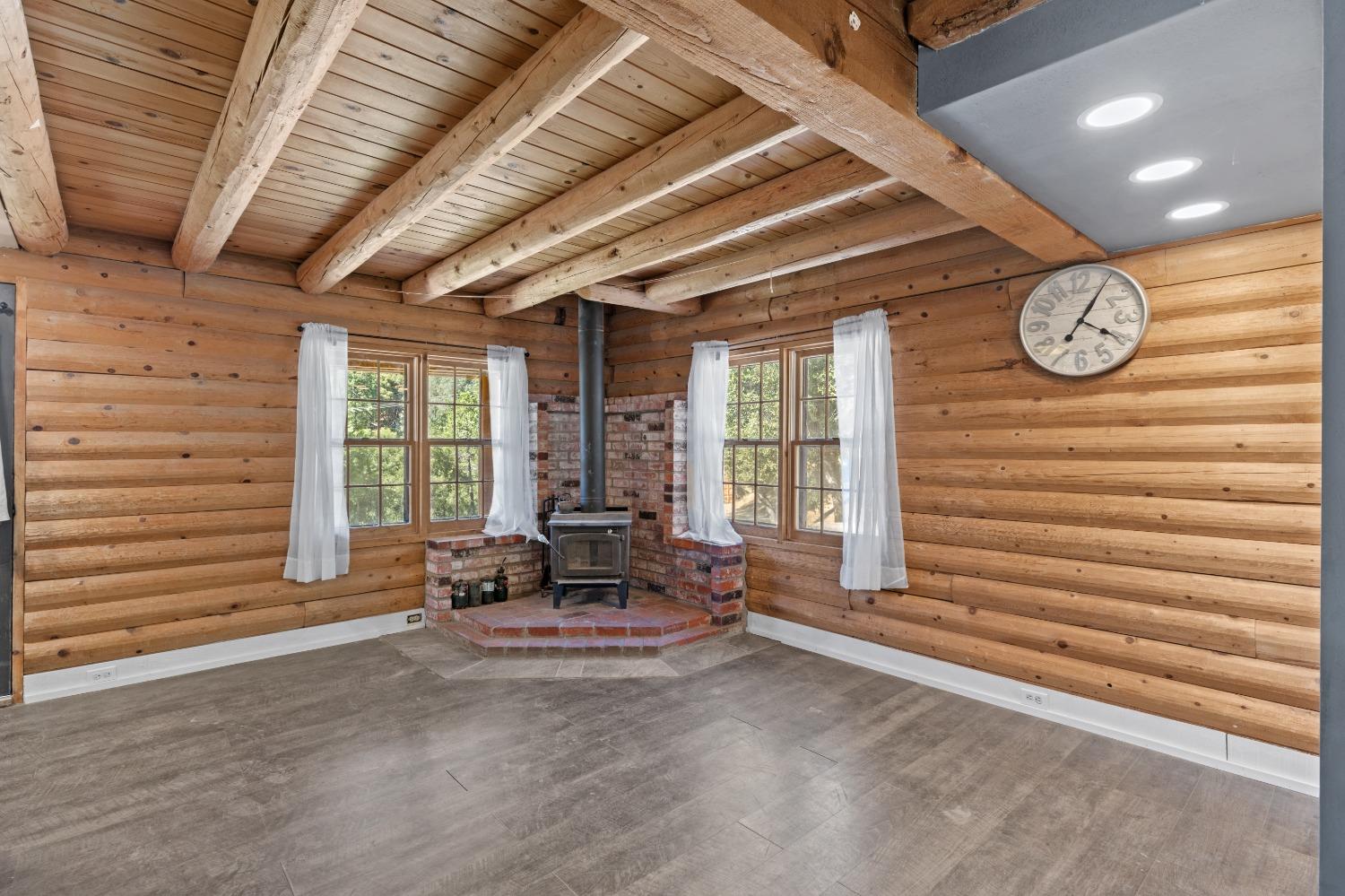 7721 Silent Path Road