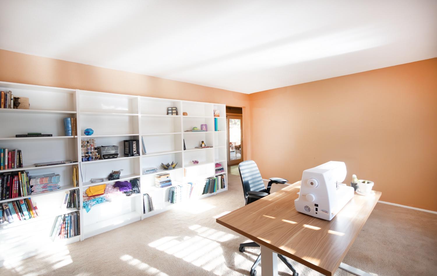 2923 Country Club Drive