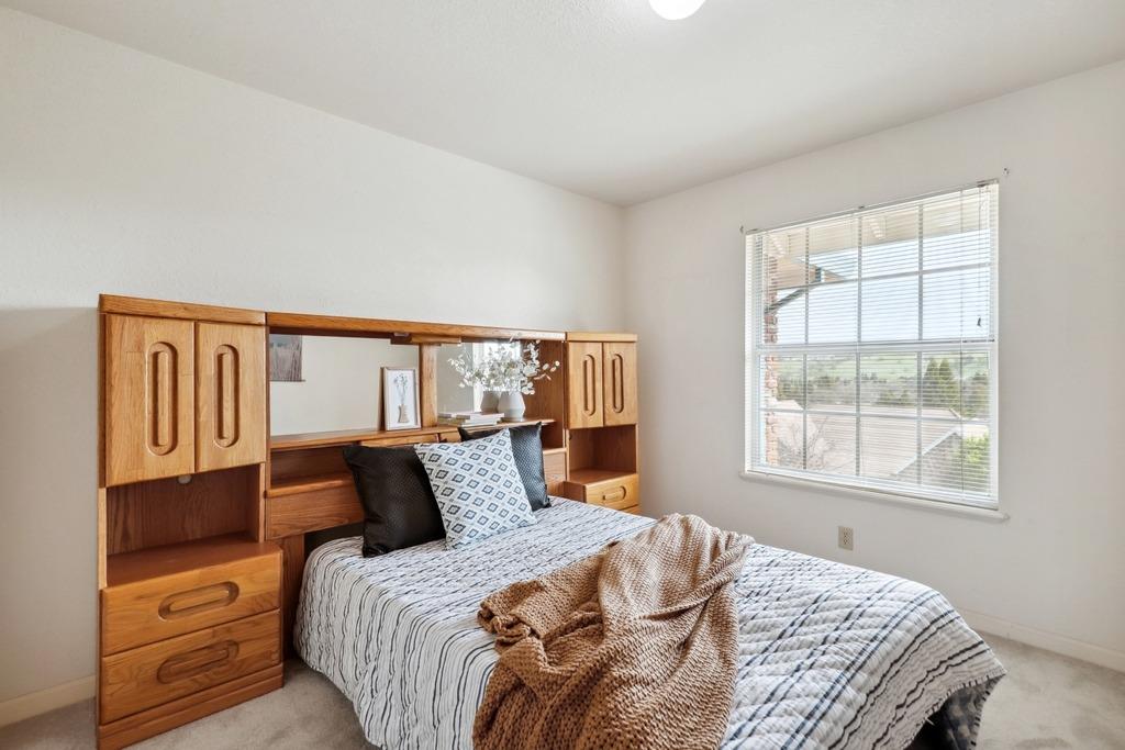 2036 Moonstone Circle