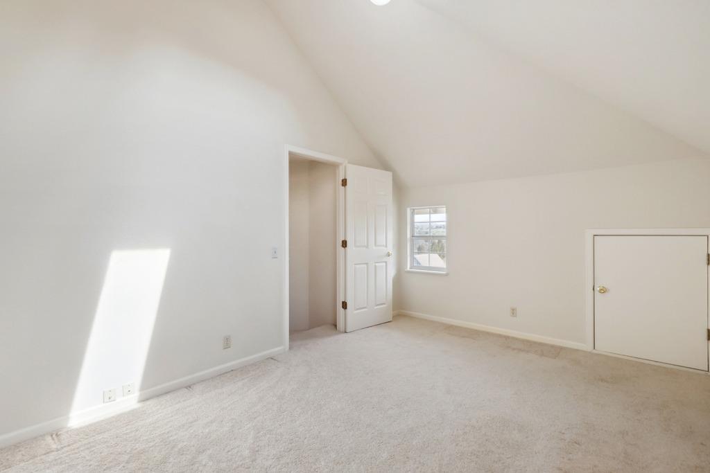 2036 Moonstone Circle