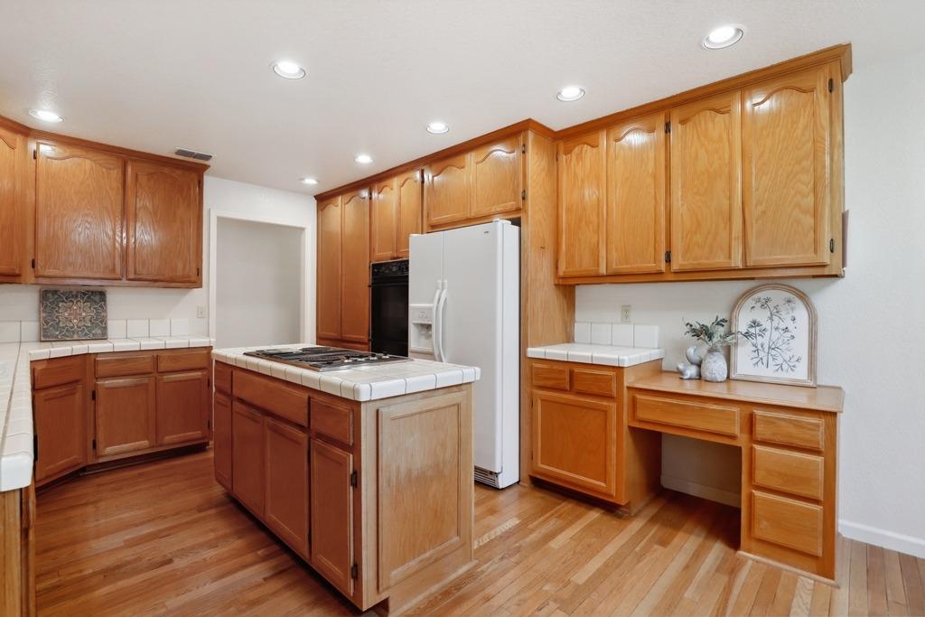 2036 Moonstone Circle