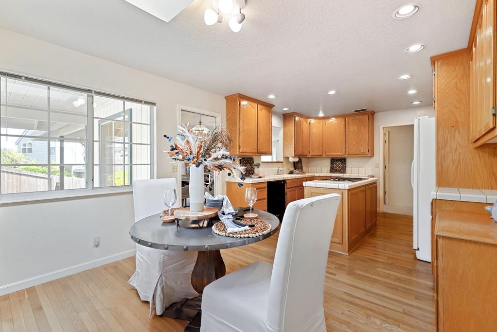 2036 Moonstone Circle