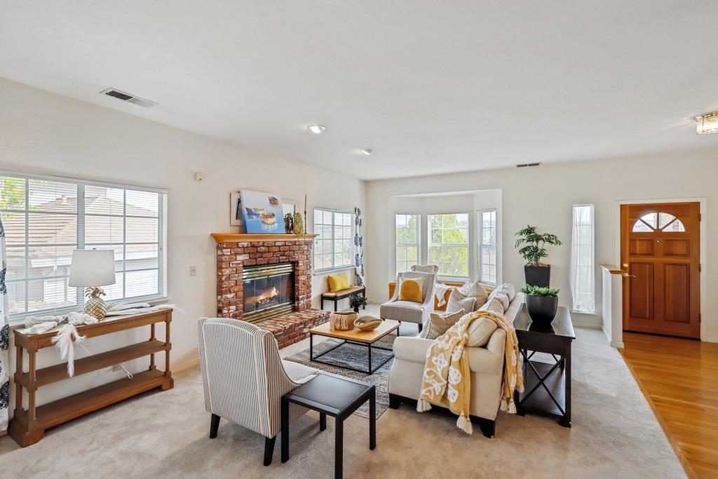 2036 Moonstone Circle