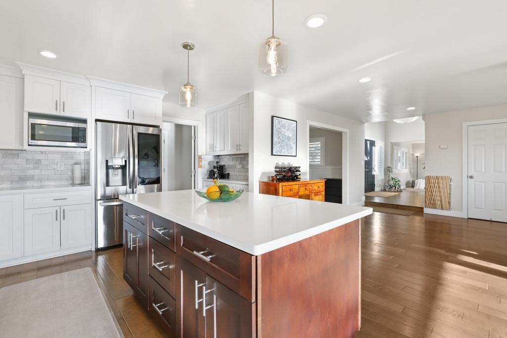 2650 King Richard Drive