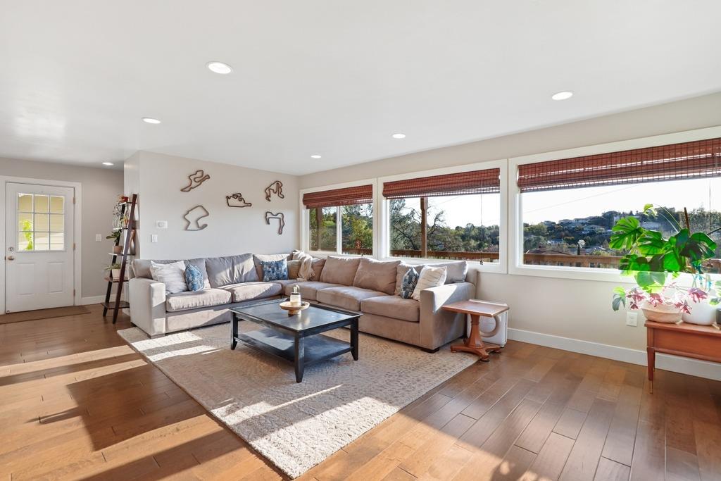 2650 King Richard Drive