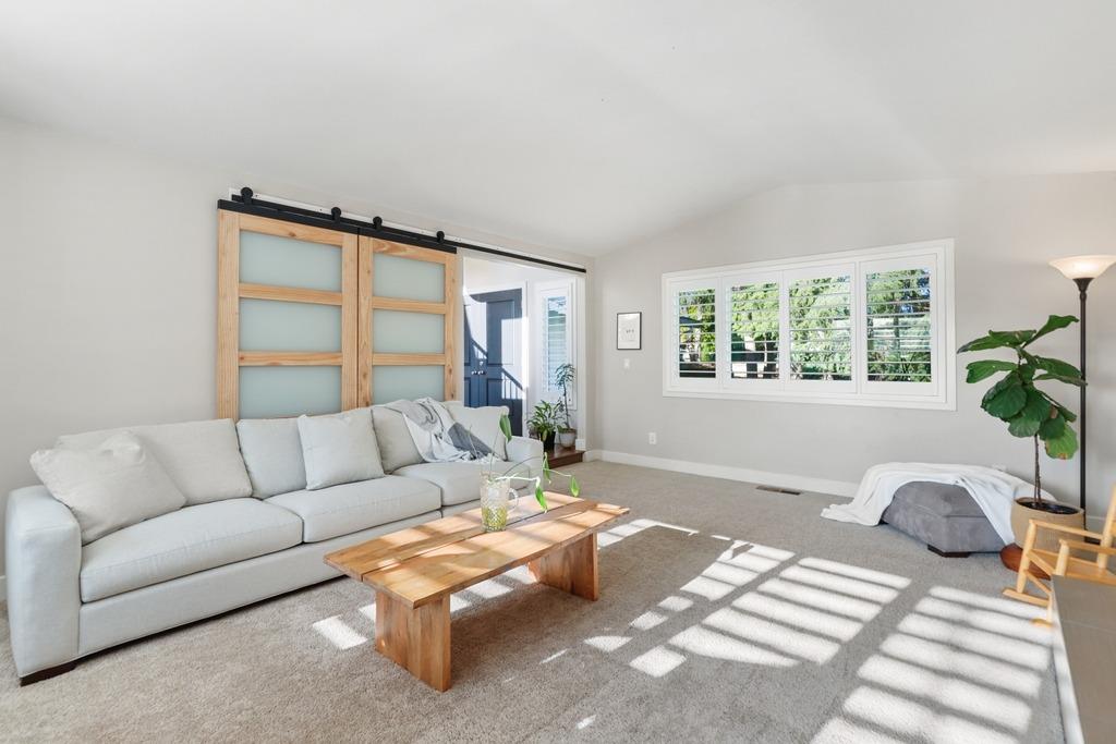 2650 King Richard Drive