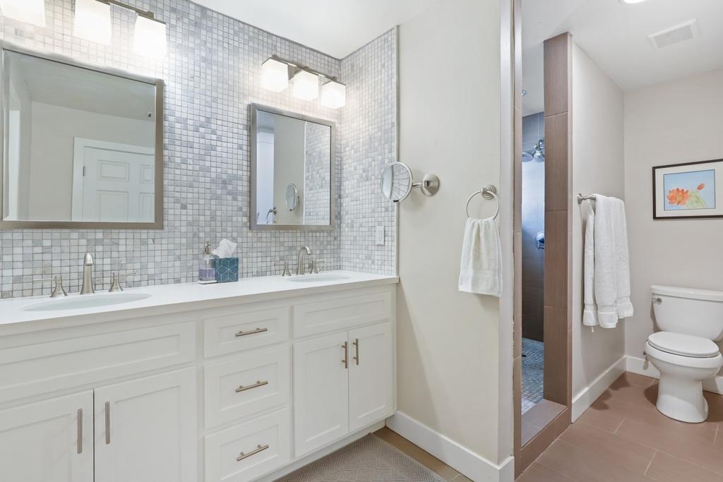 2650 King Richard Drive