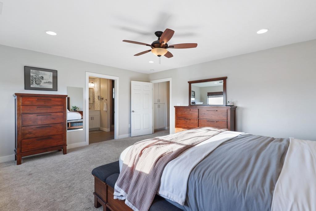 2650 King Richard Drive