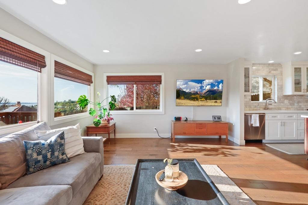 2650 King Richard Drive