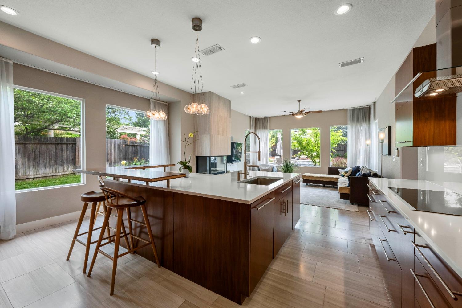 3453 Smokey Mountain Circle