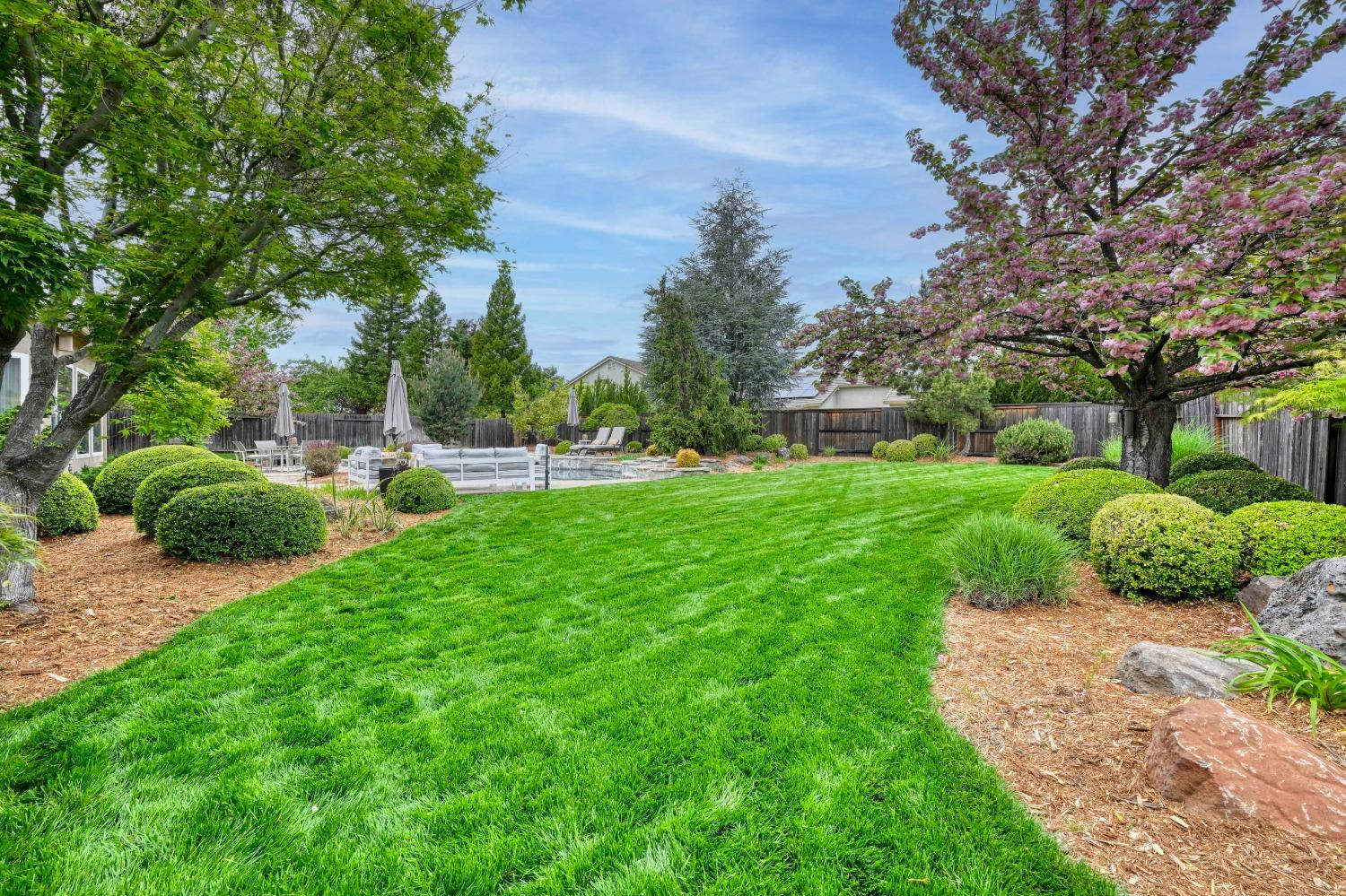 3453 Smokey Mountain Circle