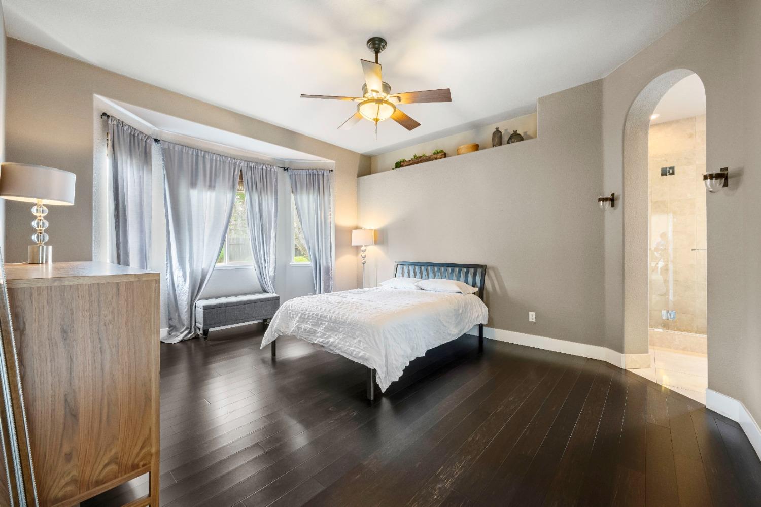 3453 Smokey Mountain Circle