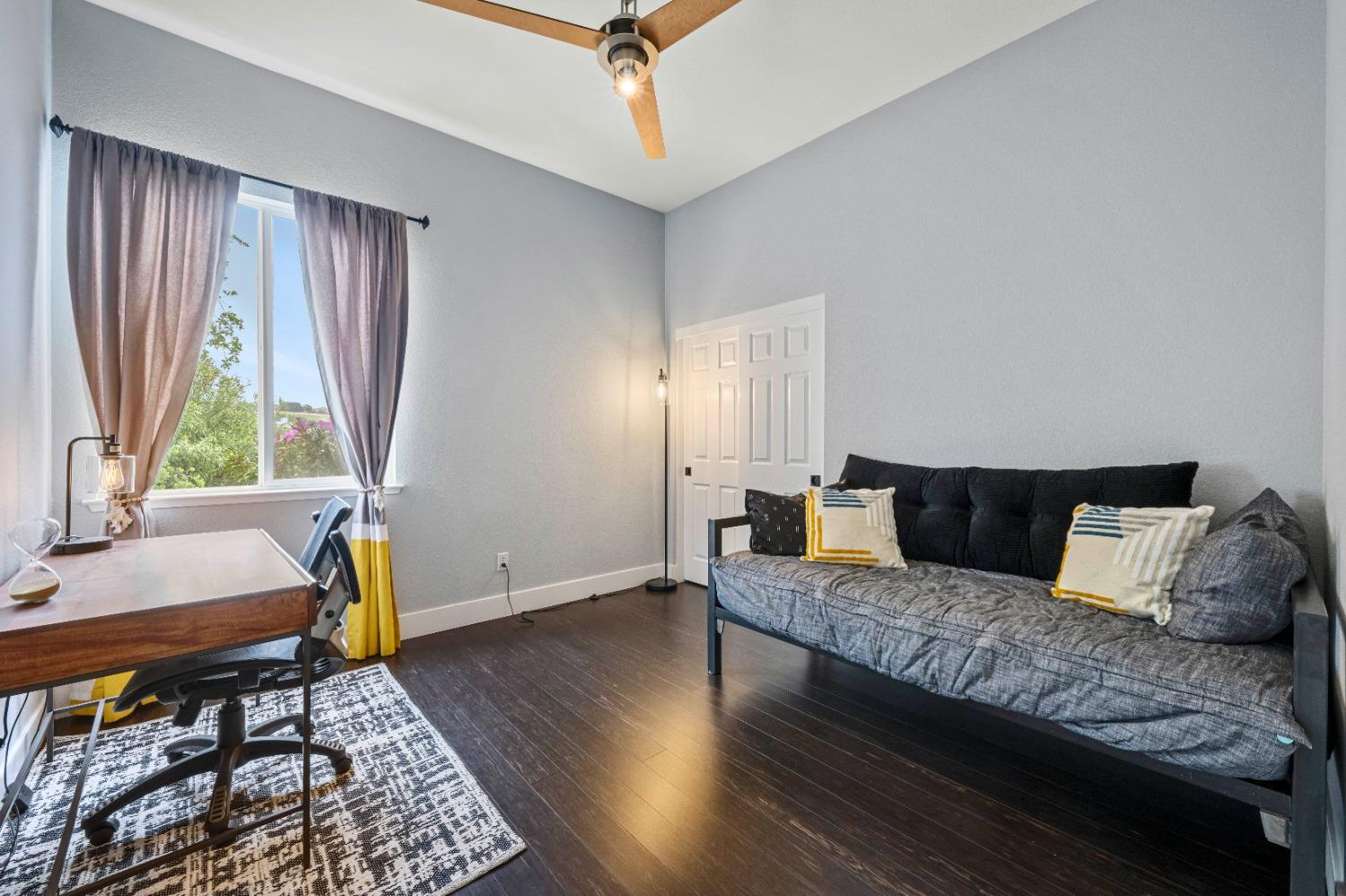 3453 Smokey Mountain Circle