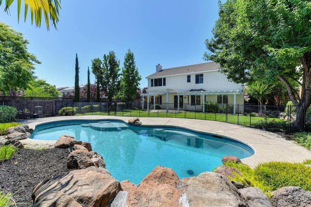 1024 Morning Glory Court