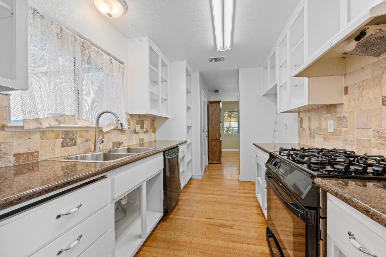 2340 Green Wing Lane